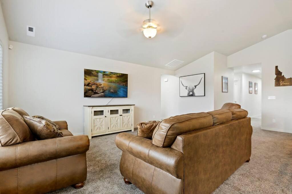Beautiful Brand New Kuna Home! Luaran gambar