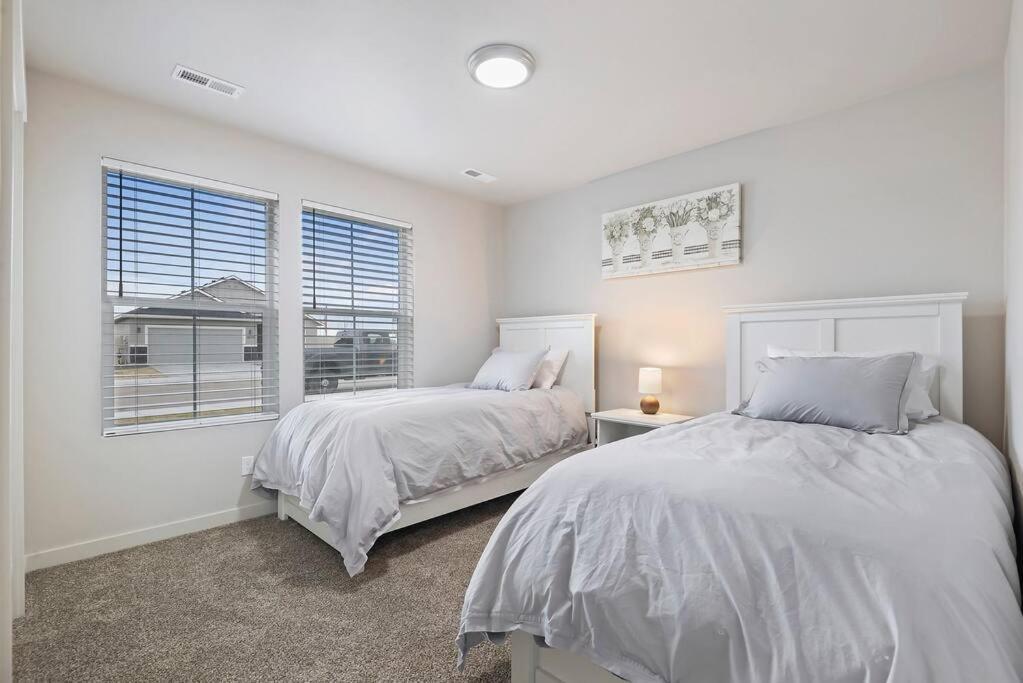 Beautiful Brand New Kuna Home! Luaran gambar